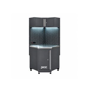 Canto de mobiliário modular IWS com armários, painéis perfurados, bancada metálica e iluminação LED para oficina profissional.